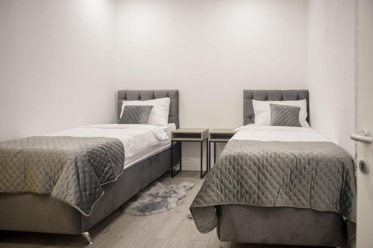Apartment Lux Elba Kaštela エクステリア 写真