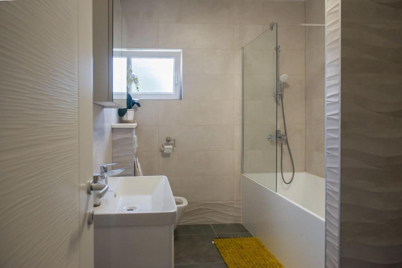 Apartment Lux Elba Kaštela エクステリア 写真