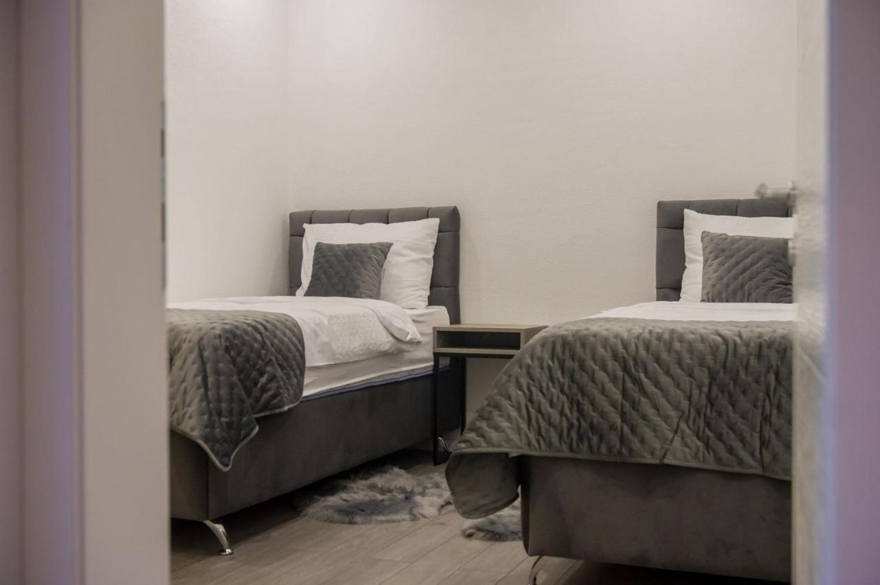 Apartment Lux Elba Kaštela エクステリア 写真