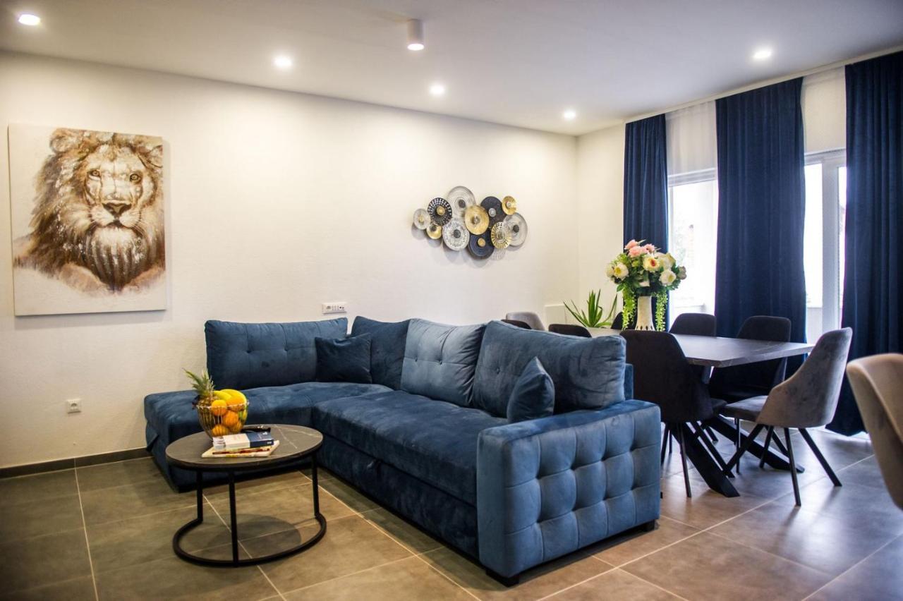 Apartment Lux Elba Kaštela エクステリア 写真