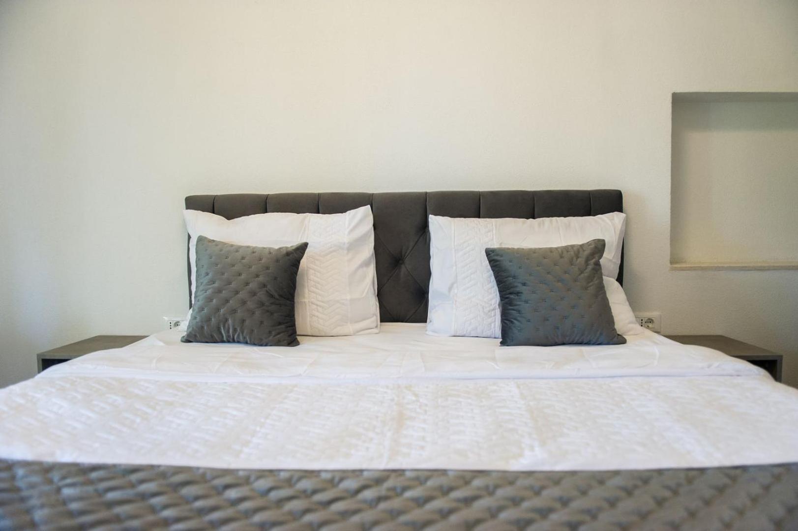 Apartment Lux Elba Kaštela エクステリア 写真