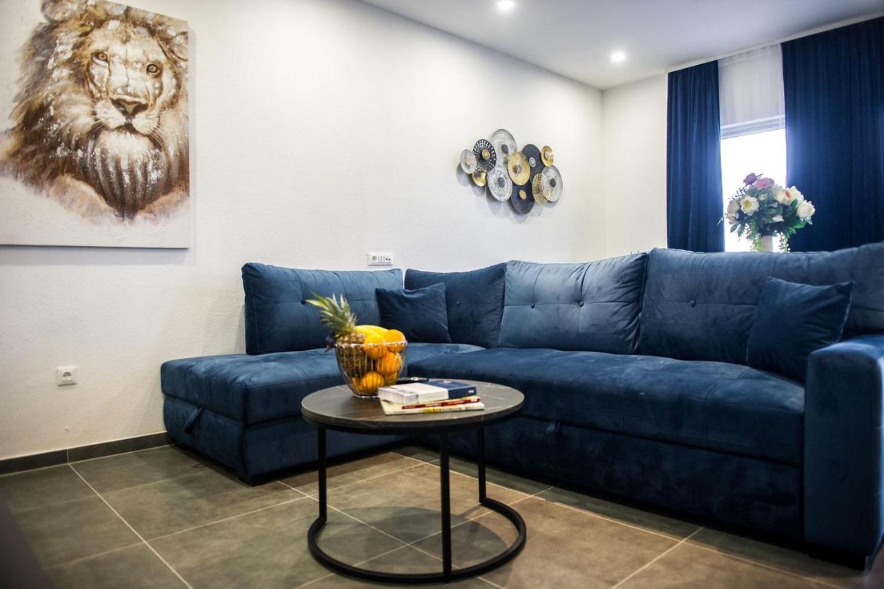 Apartment Lux Elba Kaštela エクステリア 写真