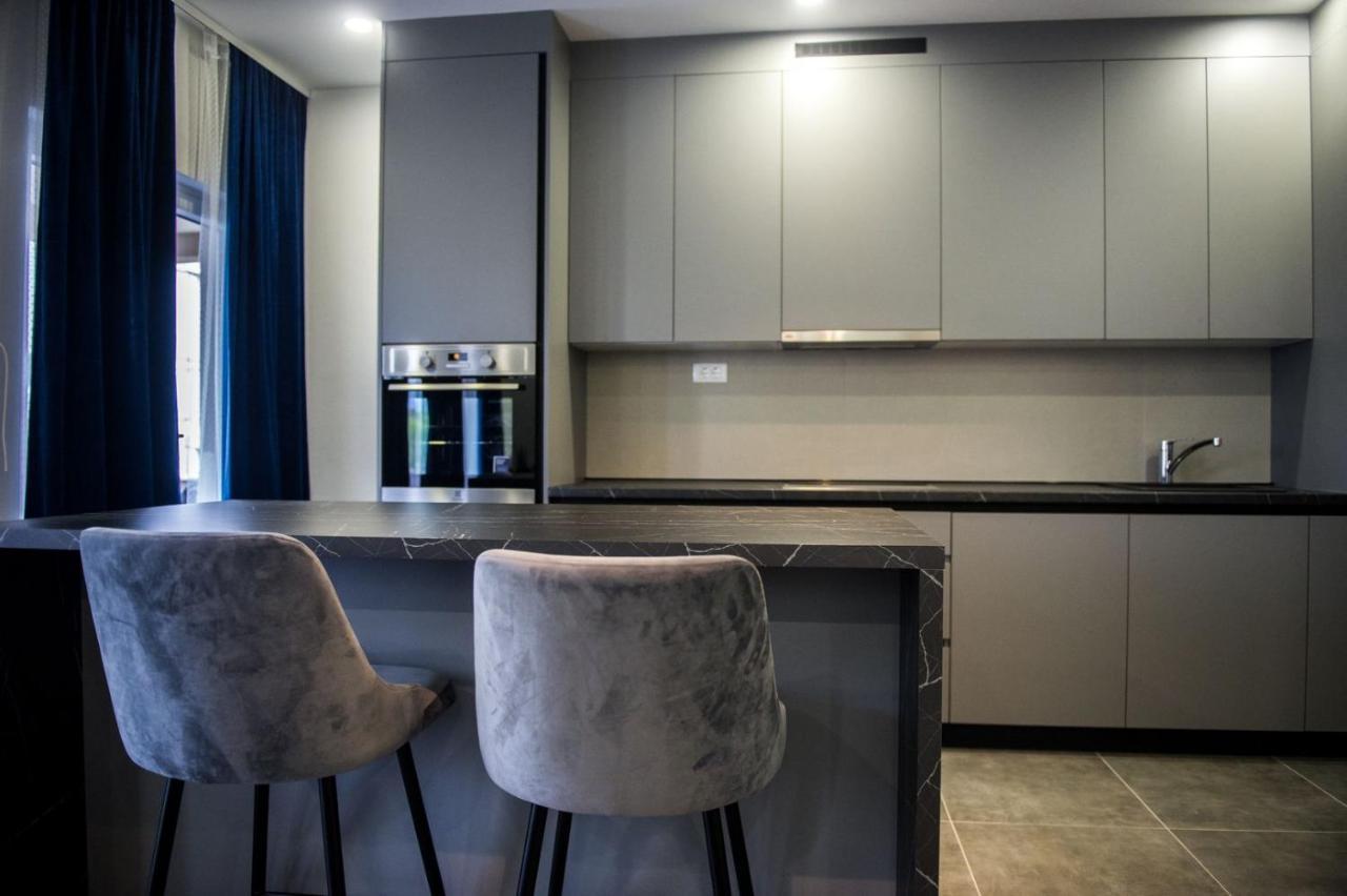 Apartment Lux Elba Kaštela エクステリア 写真