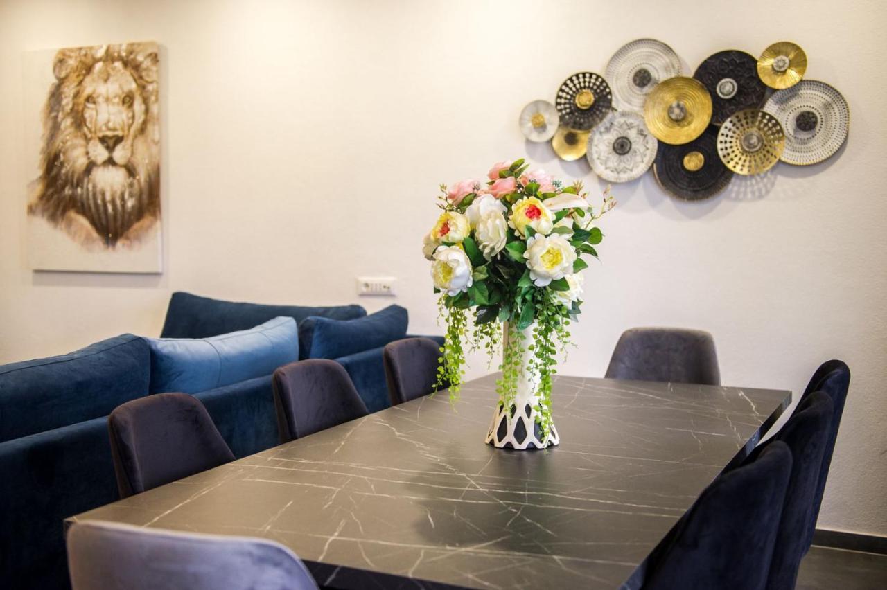 Apartment Lux Elba Kaštela エクステリア 写真