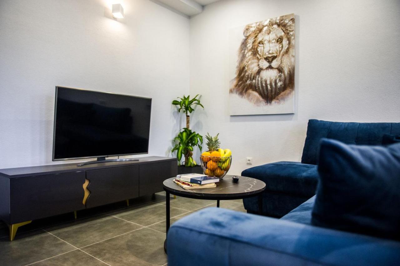Apartment Lux Elba Kaštela エクステリア 写真